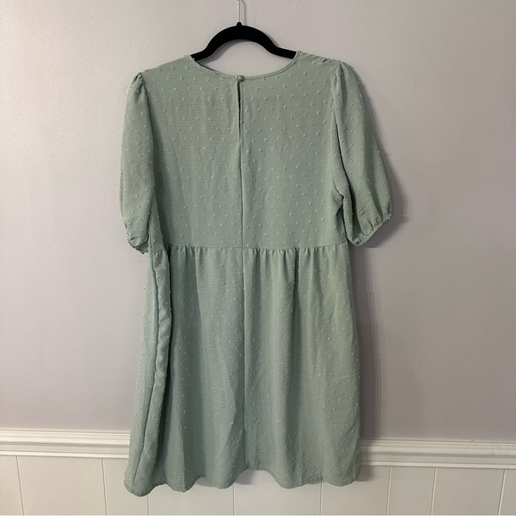 21 Saints Women’s Short Sleeve Sage Green Swiss Dot Babydoll Top Size XL GUC - Picture 8 of 8